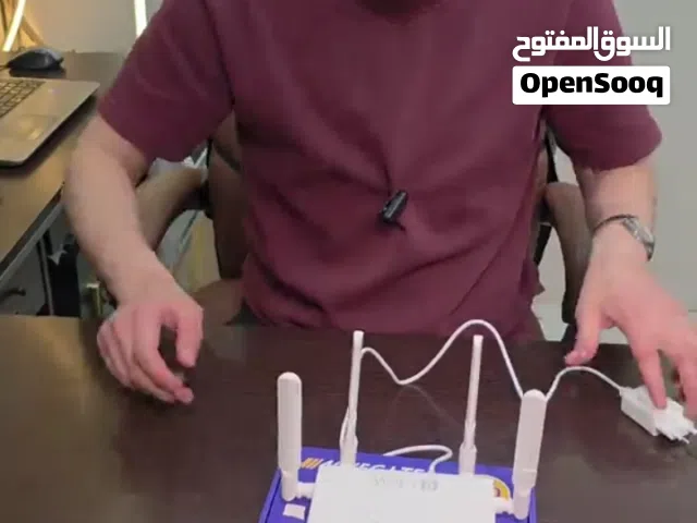 راوتر 4G/5G LTE الخارق – الإنترنت القوي صار بإيدك  4 هوائيات قوية لتغطية أوسع وإشارة مستقرة بكل زاوي