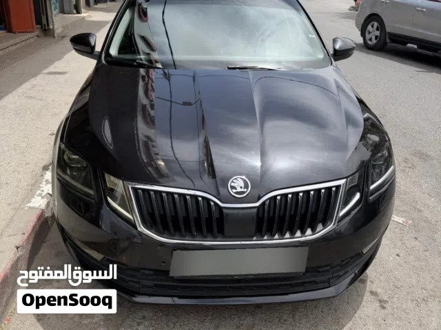 2018 سكودا اوكتافيا Standard