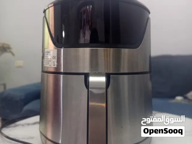 قلاي هوائية ماركة ستورك 7 لتر بحاجة للصيانة