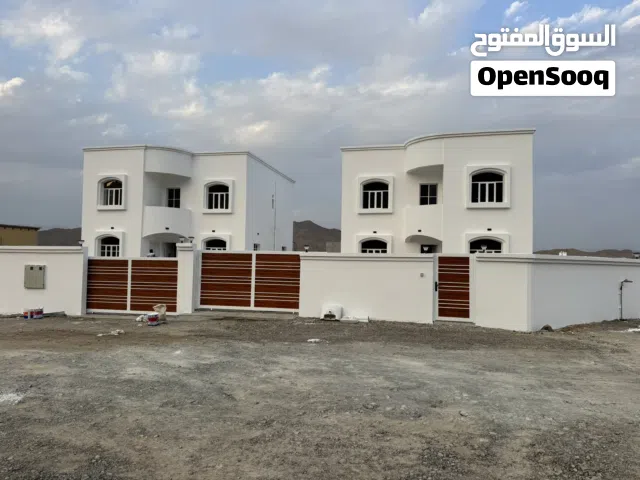 للبيع توين فيلا في العوينه و النعيمه ولزغ