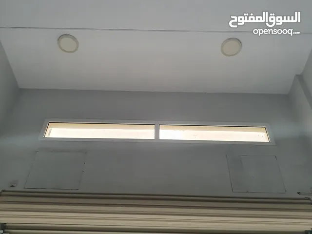 للايجار محل صناعي في سند