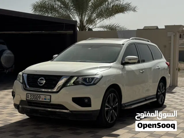 Used Nissan Pathfinder in Sharjah