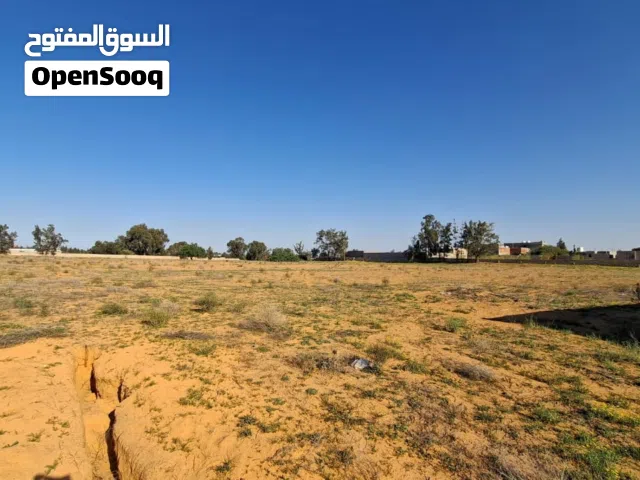 للبيع أرض مميزة بموقع ممتاز