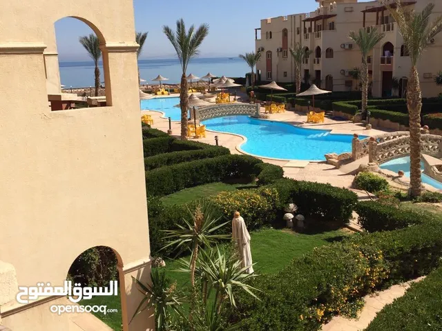 villa for sale 160 m2 with 50m2 garden infront of pool and beach  توين هاوس 160 متر. 50 متر. حديقه