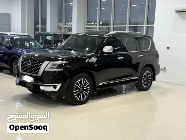 Nissan Patrol Platinum 2022 (Black)