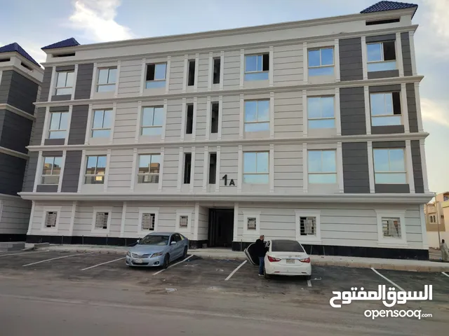 900 m2 4 Bedrooms Apartments for Sale in Al Riyadh Tuwaiq