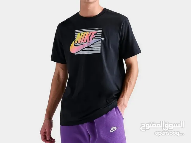 TSHIRT NIKE. MARCHANDISE IMPORTÉE DES ÉTATS-UNIS ET CANADA PRIX 270 DH.