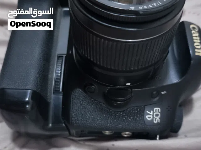 كامير نوعها كانون 7D    مع ملحقاته  ب 600الف