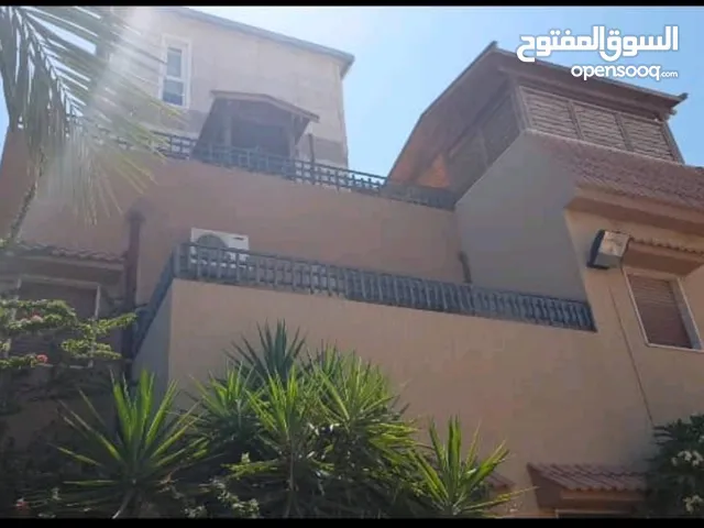الله يبارك فيلا للبيع دوبلكس جميلة جدا وبسعر مناسب جدا وبموقع راق ومميز