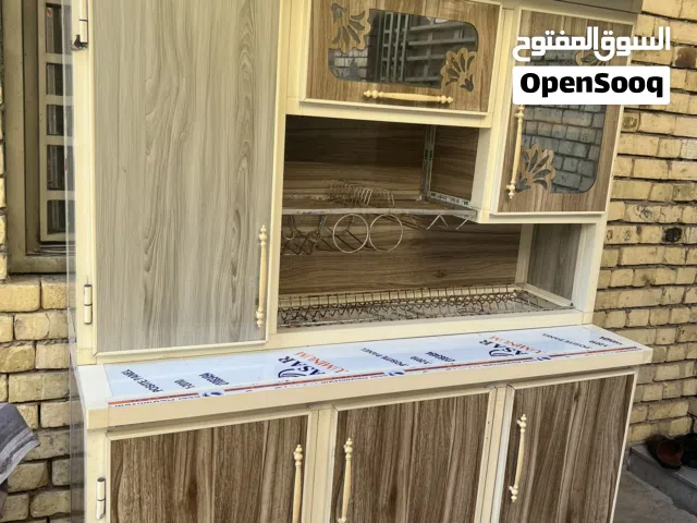 كاونتر قياس متر ونص قطعتين ارضي ومعلق كلش نضيف السعر 225 العنوان بصره ياسين خريبط توصيل موجود