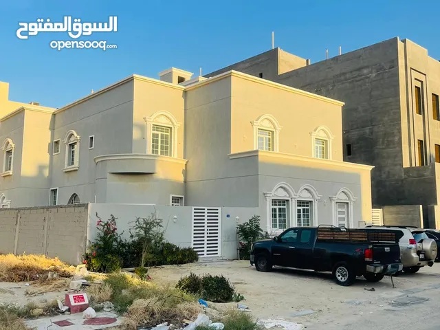 840 m2 More than 6 bedrooms Villa for Sale in Al Ahmadi Wafra residential
