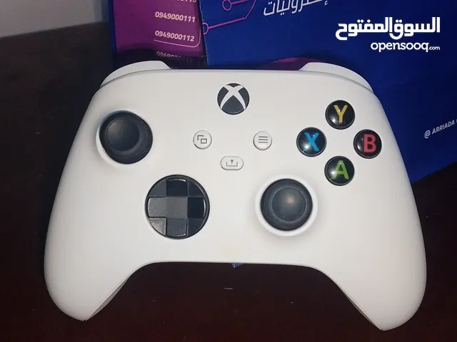 يد اكس بوكس سيريس اس جديده اللي تجي مع الباكو