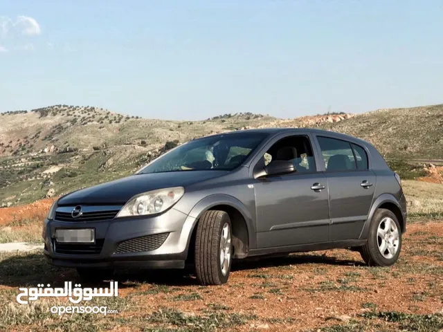 Used Opel Astra in Amman