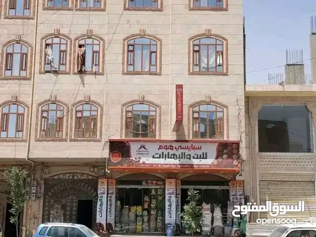 عماره للبيع تجاري رقم واحد شارع 24 مزفلت