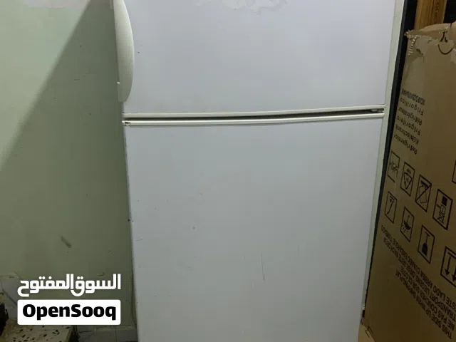 السلام عليكم تلاجة للبيع