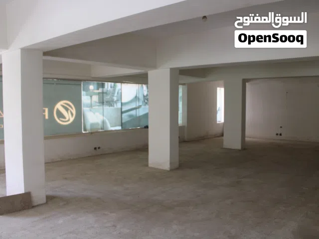 معرض دورين 460 متر أرض الجولف النزهة للبيع أو للإيجار في منطقة راقية تجارية لقطة