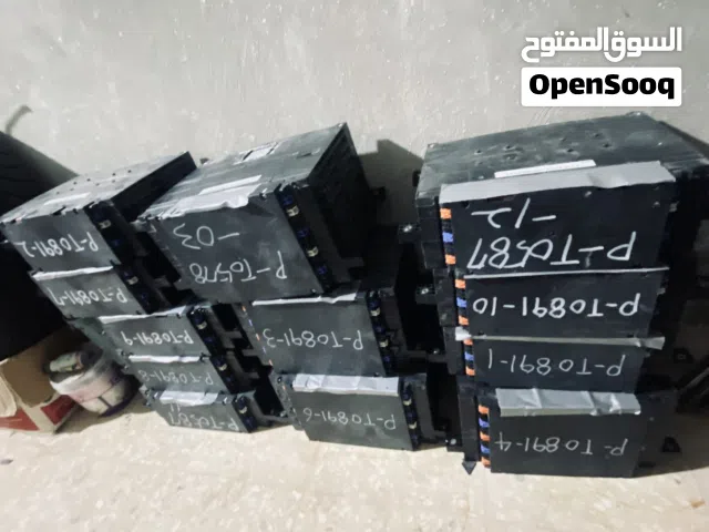 يوجد بطاريه للبيع بسعر600