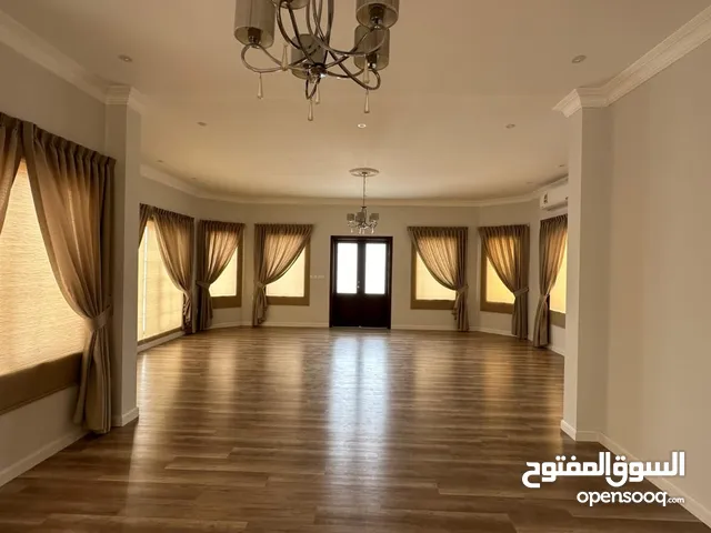 VILLA FOR RENT 3BHK IN HAMAD TOWN ROUND 7