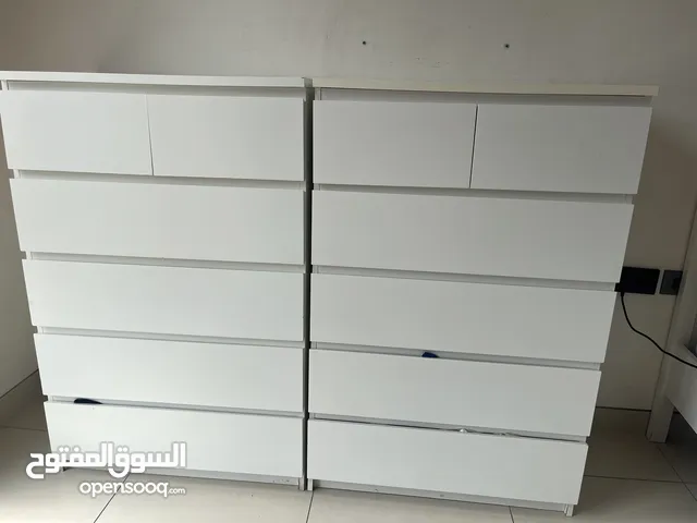 Ikea white drawers of 6 chest