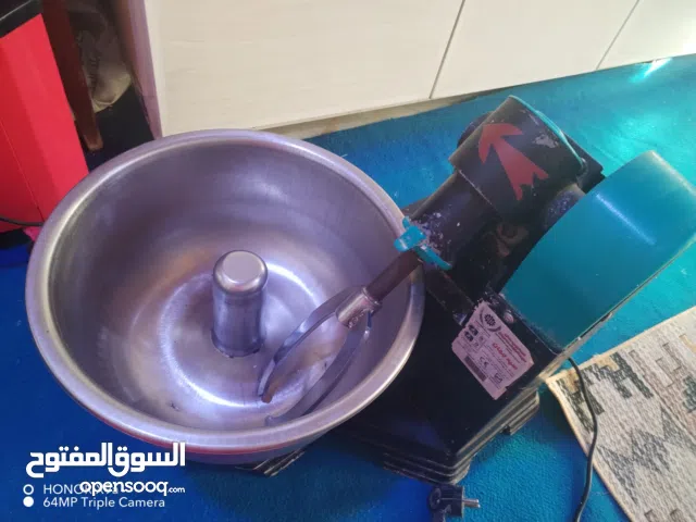 عجانه نظيفه كلش استعمال قليل جداً كل التفاصيل بالوصف شراي تفضل خاص