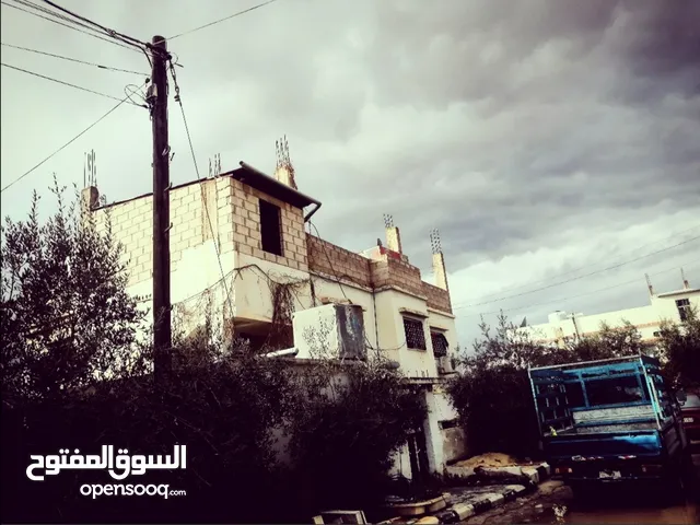 115 m2 More than 6 bedrooms Townhouse for Sale in Zarqa Al Sukhneh