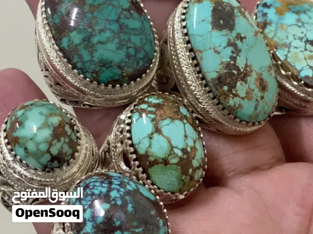 خواتم ملكيه من الدرجة الاولى فيروز نيشابوري اصلي وأحجام راهيه ملكيه لن تتكرر