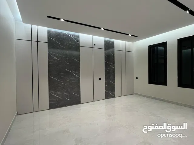 140 m2 4 Bedrooms Apartments for Rent in Dammam Al Hamra