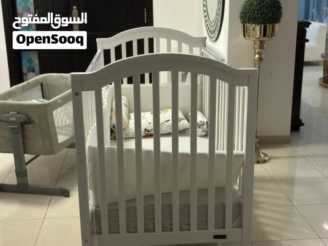 Beautiful White Wooden Baby Crib with Mattress and Bumpers