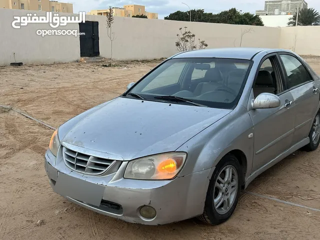 Used Kia Spectra in Tripoli