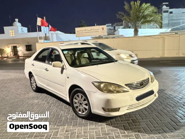 للبيع كامري مديل 2005 مالك اول مسجل مبيم سنه كامل اسعر 1450 وقابل