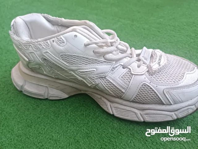 كوتش بلانسياجا للبيع