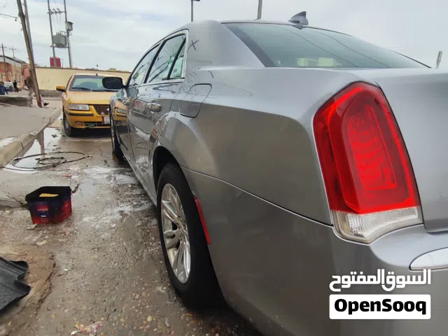 2018 كرايسلر 300 300S V6