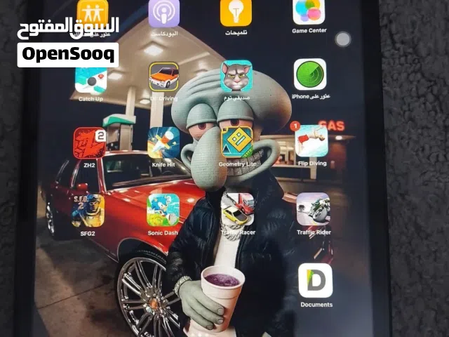 ايباد ايفون 2 كل شي يخدم إلا ببجي ايباد ربي يبارك مزال جديد و نضيف وهاذي نهايته سعر