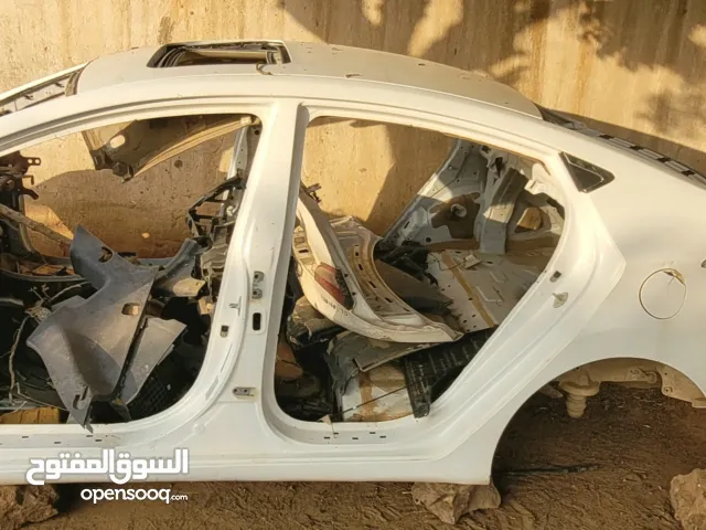 بودي النترا 2013 خالي ملاحيظ