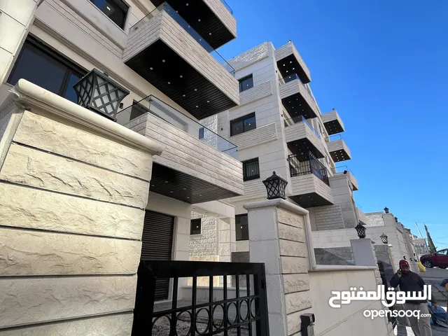 شقة مميزه في ضاحية الياسمين بتشطيب مميز