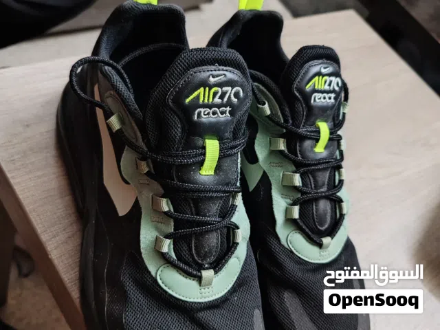 Nike Air Max 270