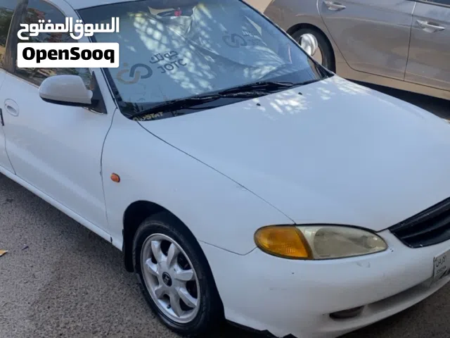 1997 هيونداي افانتي Limited