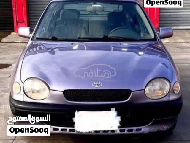 1998 تويوتا كورولا Standard