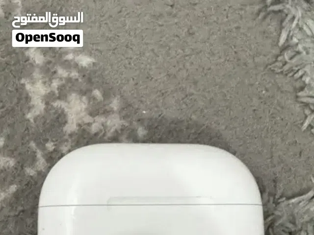 إيربودز 4 مستعمله