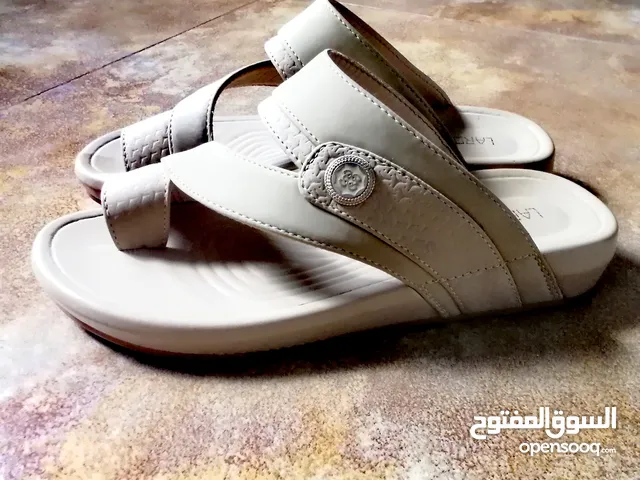 37 Slippers & Flip flops in Al Dhahirah