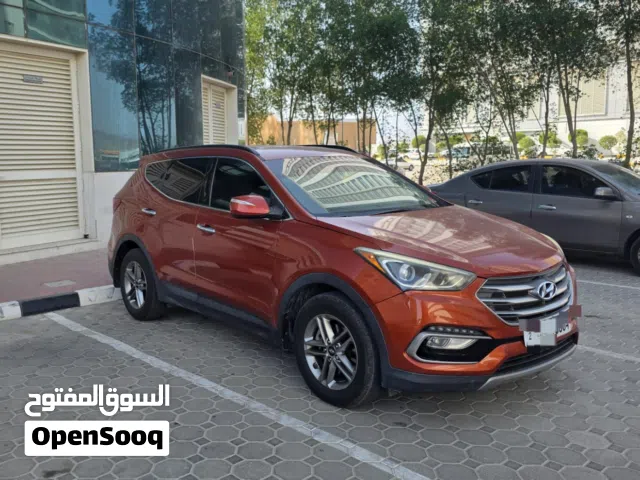 DHS 21000/= 2017 Hyundai Santa Fe - هيونداي سانتافي موديل 2017 مسرفس بالكامل 4 سلندر