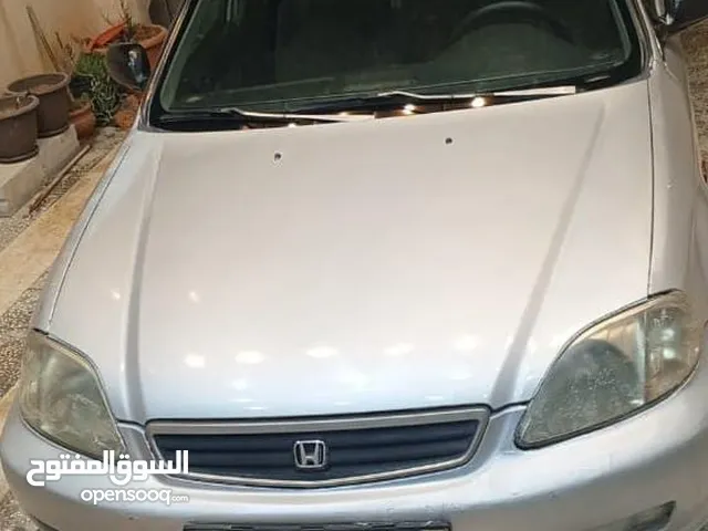 Used Honda Civic in Zarqa