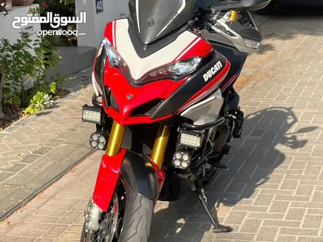 Unique edition Ducati Multistrada 1200 S Pikes Peak fully loaded