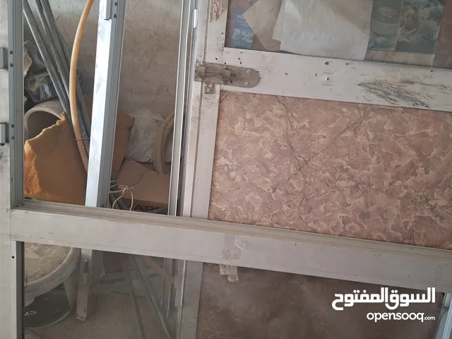 باب الومنيوم للبيع