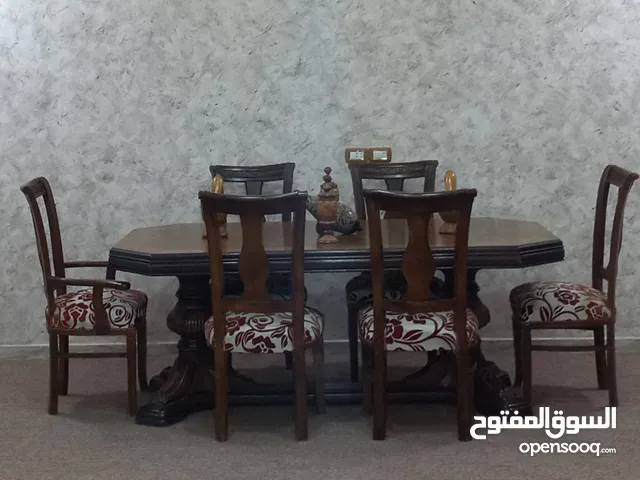 طاولة سفرة مع 6 كراسي  خشب زان 150دينار  الموقع النعيمه
