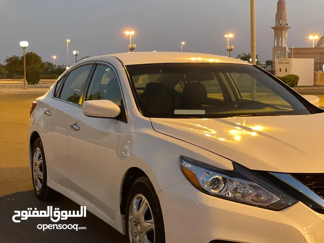 Used Nissan Altima in Muscat