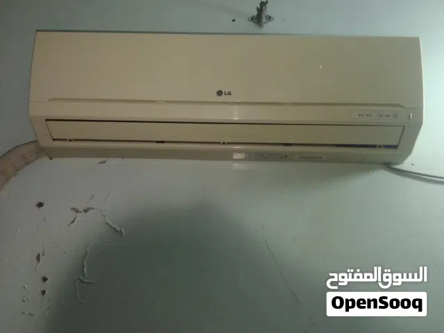 تلاجه شارب 16 قدم  شاشه 32 بوصه  تكييف 1ونص  حصان