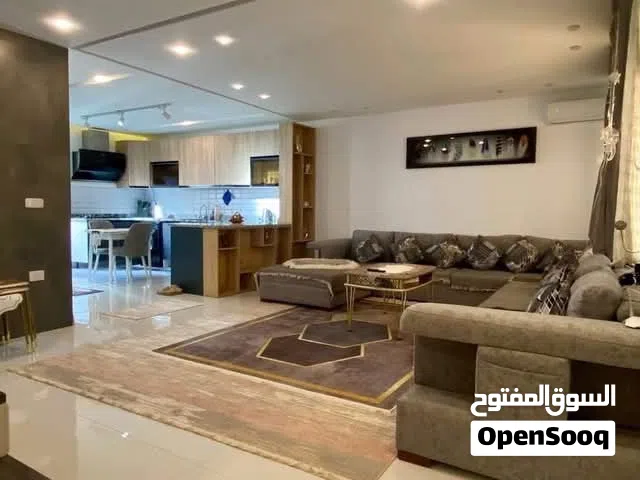 شقة فاخرة خلف جامعه ناصر مقسم الله يبارك