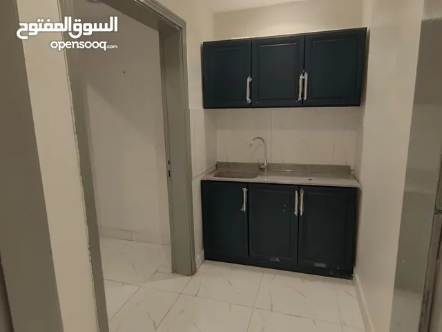 90 m2 Studio Apartments for Rent in Al Riyadh Al Khaleej