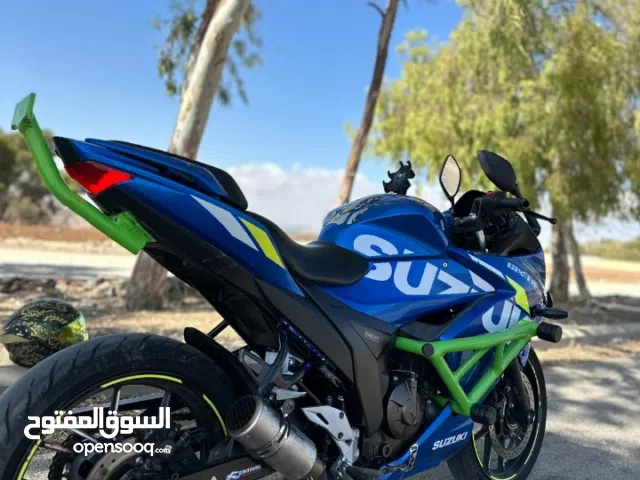 السلام عليكم دراجتي للبيع فحص كامل بسعر مناسب ترخيص سنه كامله بدون كروكات نهائيا